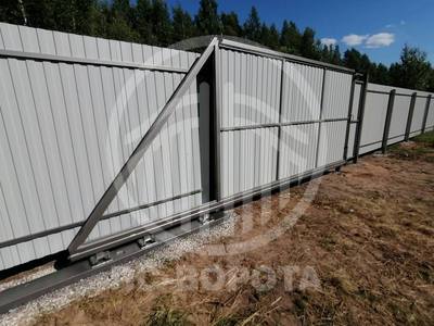 Механические ворота откатные из профнастила