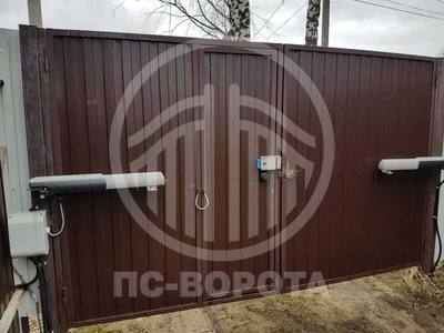 Ворота распашные с калиткой из профлиста